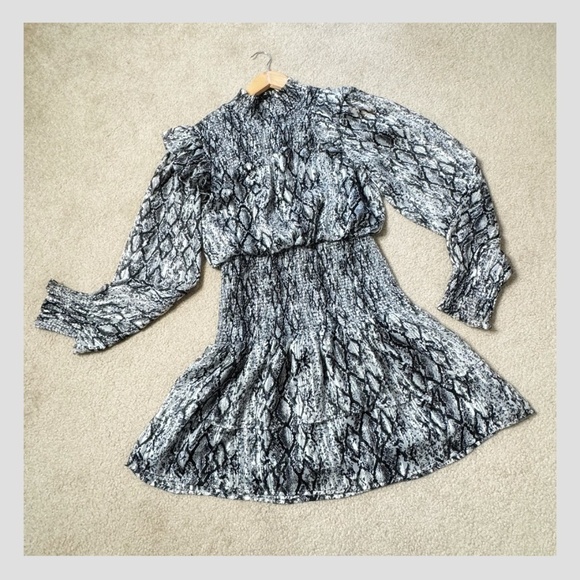 English Factory Dress Black Silver Snake Print Shirred Waist Long Sleeve Size XS - Picture 2 of 15